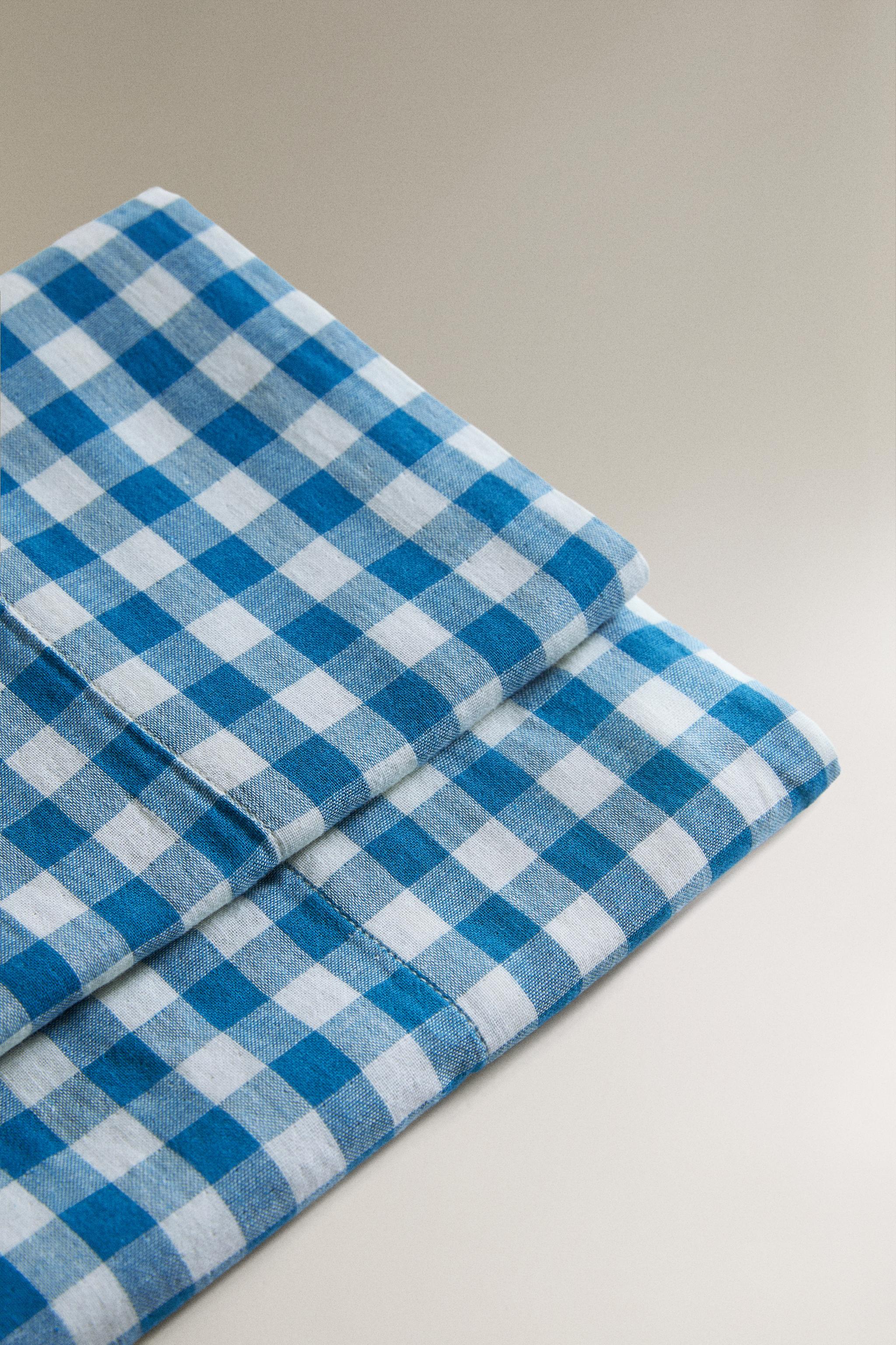 ENSEMBLE TAIE D’OREILLER ET DRAP DE DESSUS LIT BÉBÉ À CARREAUX